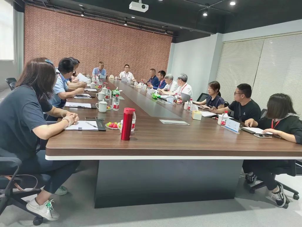 1693962595193634.jpg 640.jpg